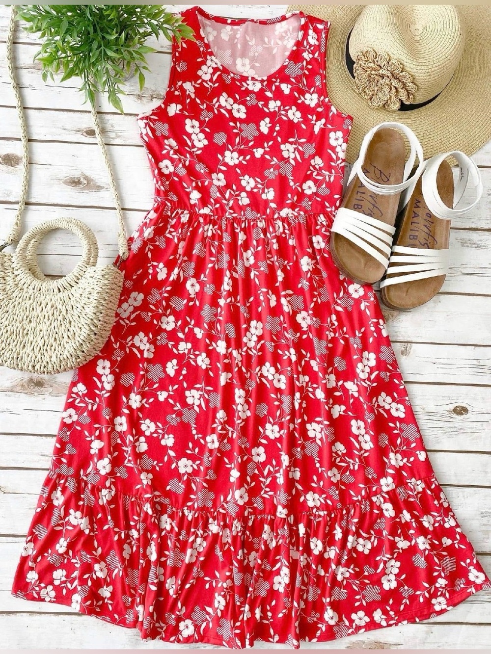 Michelle Mae Bailey Dress - Red Floral XL